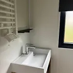 Κάμπινγκ Domaine De La Pinede *